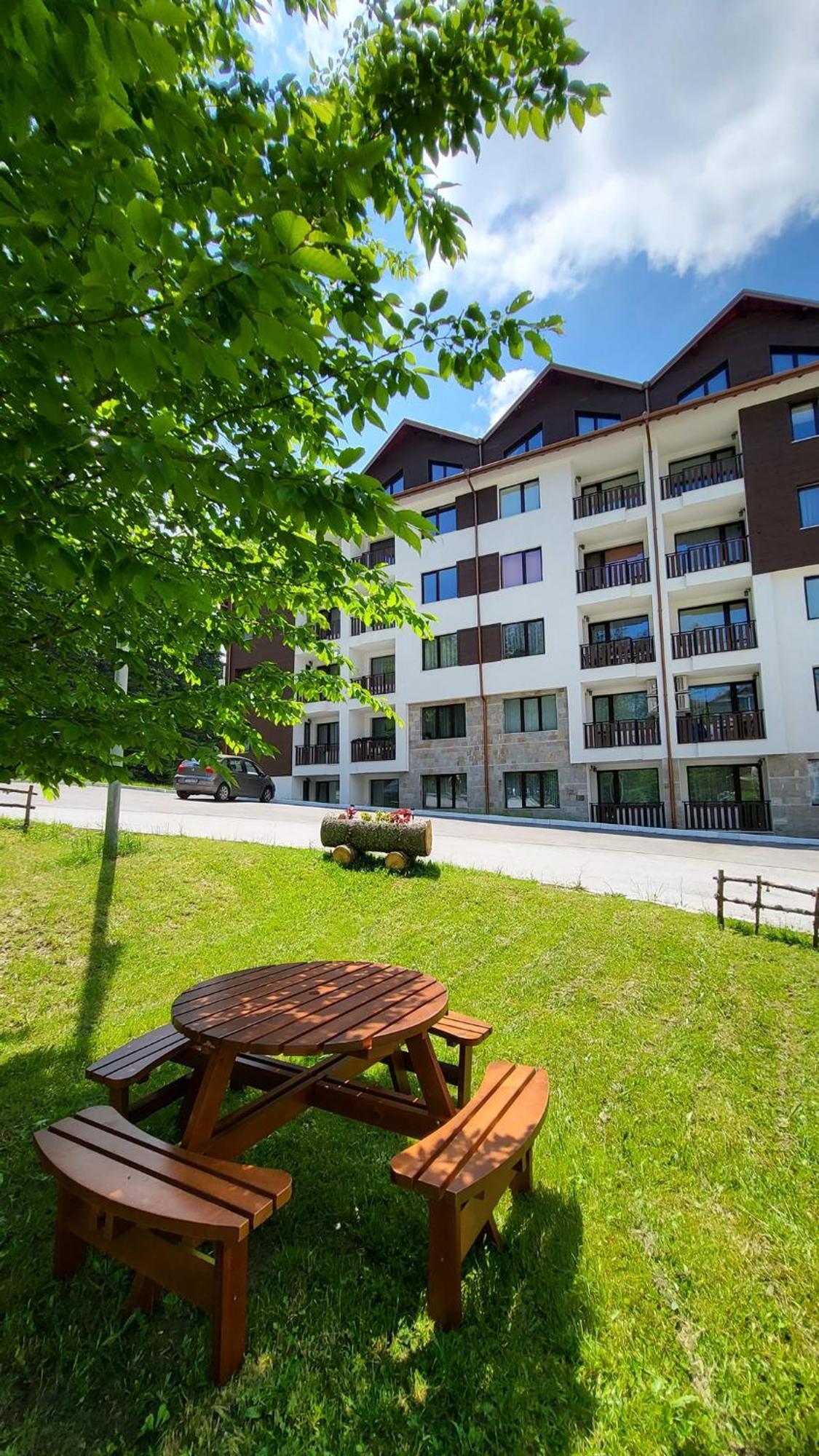Premium Apartment In Borovets Gardens Complex Exterior photo